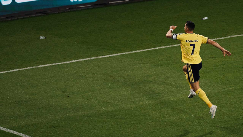 Ronaldo Al Kholood karşısında hat-trick yaparak 1000 gole ulaşma hedefini 15'e düşürdü - Resim : 1