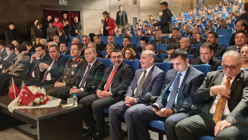 Kars’ın kurtuluşunun 106’ncı yılı kutlandı - Resim : 2