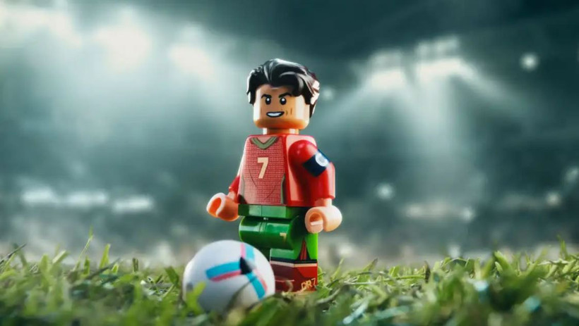 Ronaldo, Messi, Mbappe ve Vinicius Jr. bir araya geldi: LEGO’dan akılalmaz reklam filmi - Resim: 3