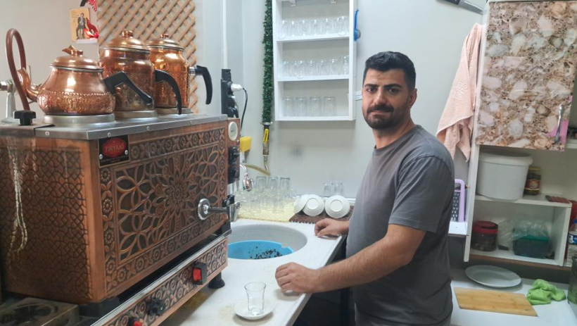 Çay işletmecisi, milyonlara böyle ulaştı: Adisyonlar insanların gününü güzelleştirdi - Resim: 5