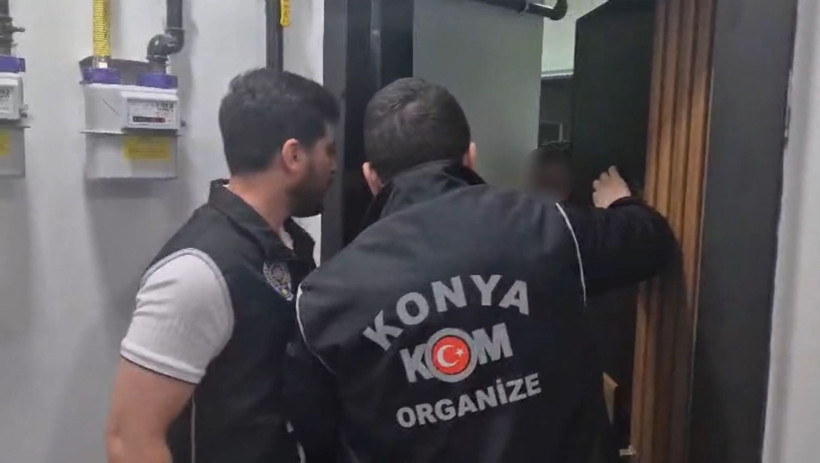 Kumar borç defteri ve silah: Konya’da ‘Kıskaç’ operasyonu: Çak sayıda kişi gözaltına alındı. - Resim: 1