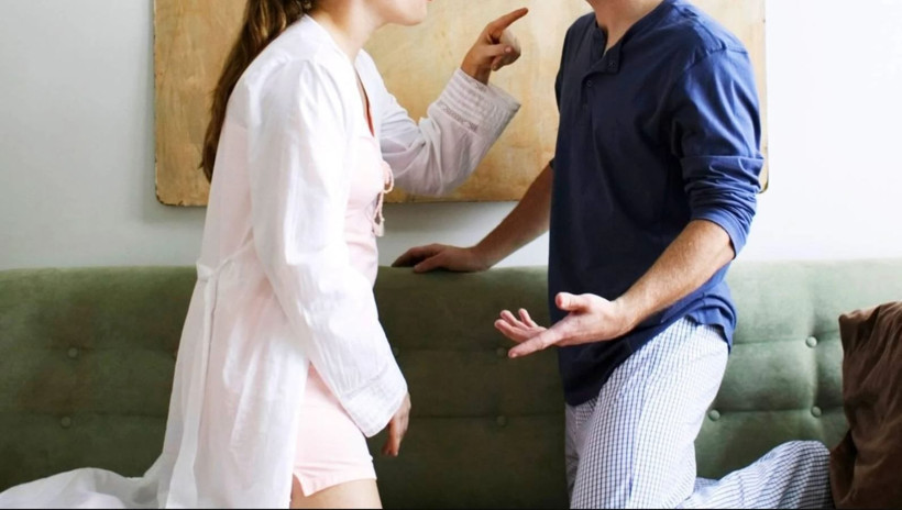 Maskeyi saniyede düşüren 15 gizli işaret: Vücut dili yalan söylemez - Resim: 9