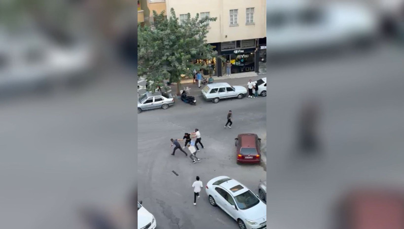 Öfkeleri dinmedi, pusuya yattılar: Kadınlar da sopalarla savaşa katıldı: Bilanço ağır - Resim: 5