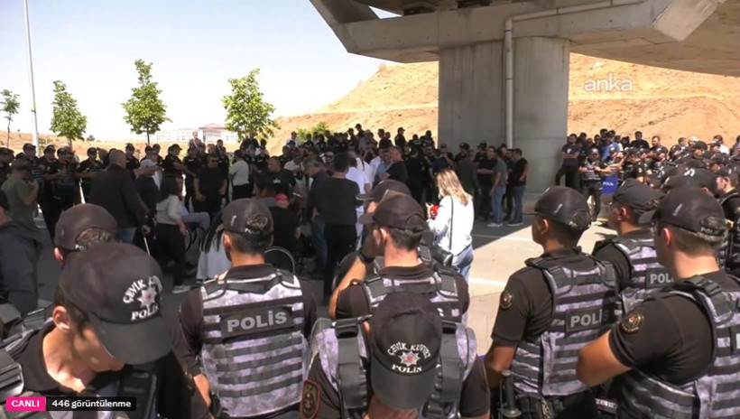 Gazilere polis müdehalesi: Liderlerden tepki gecikmedi - Resim : 1