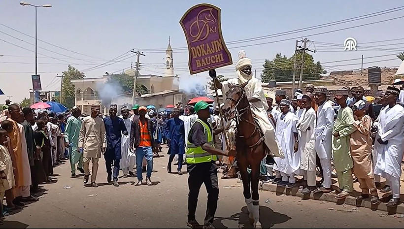 At sırtında asırlık gösteri: 'Hawan Daushe' büyülemeye bevam ediyor - Resim: 13
