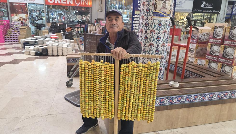 Kışın habercisini doğadan topluyorlar, kilosu 50 liraya satıyorlar - Resim: 1