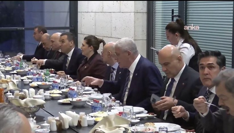 Müsavat Dervişoğlu: TBMM Başkanı ile fikir ayrılığı yaşıyoruz - Resim : 6