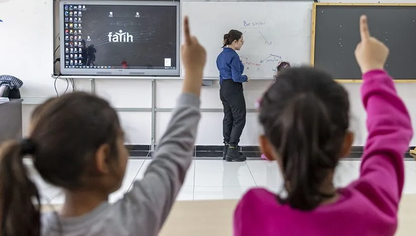 Öğretmenler için yeni dönem resmen başlıyor: MEBBİS her şeyi kontrol edecek - Resim: 1