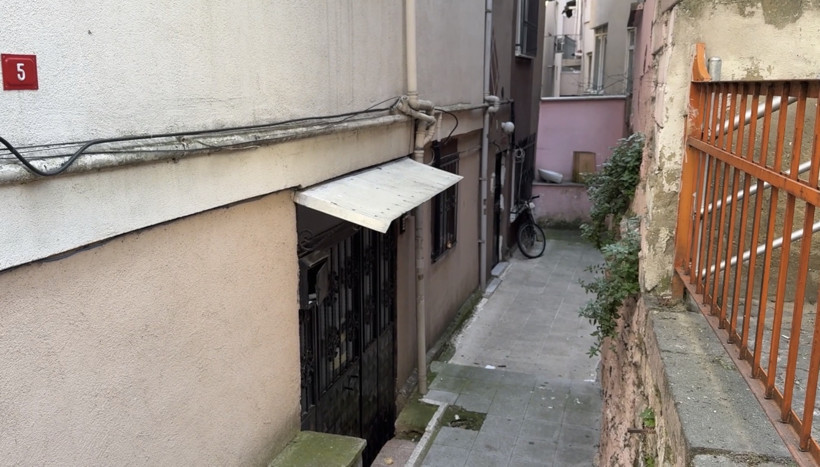 Üsteğmen evinde ölü bulundu: Kapı çilingirle açıldı: Kız arkadaşının ifadesine başvuruldu - Resim : 3