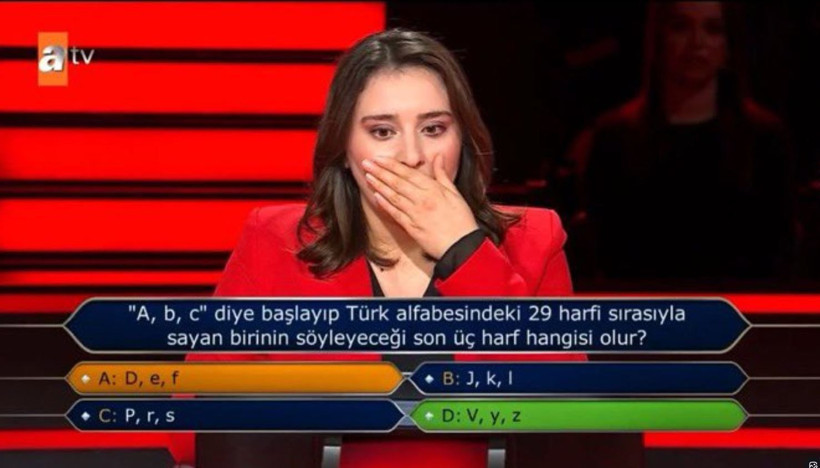 Kim Milyoner Olmak İster'de basit soru kabusu! Türk alfabesini unutan yarışmacı şoke etti! Oktay Kaynarca'nın yüz ifadesi her şeyi özetledi - Resim: 2