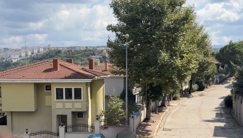 Üsküdar’daki villada silah sesleri: Ünlü yazar evinde ölü bulundu: Eski eşi polisi aradı - Resim: 5