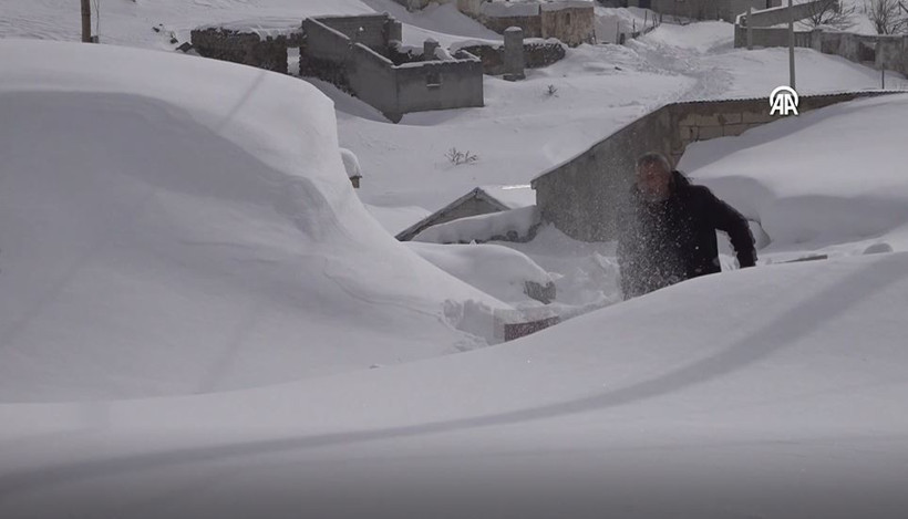 Bitlis’in gizli cenneti kar altında Süphan Dağı ve Aygır Gölü’nün dronla çekilen muhteşem hali... - Resim: 2