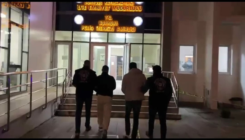 İzmir’de polis kılığında gasp terörü: Sabıkası dudak uçuklattı - Resim : 1