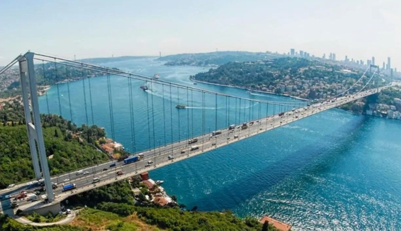 Boğazdaki binlerce yapı tek tek yıkılacak: Ünlülerin evleri de var - Resim: 6