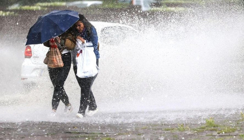 Meteoroloji o illeri tek tek uyardı: Gök gürültülü sağanak geliyor - Resim: 12