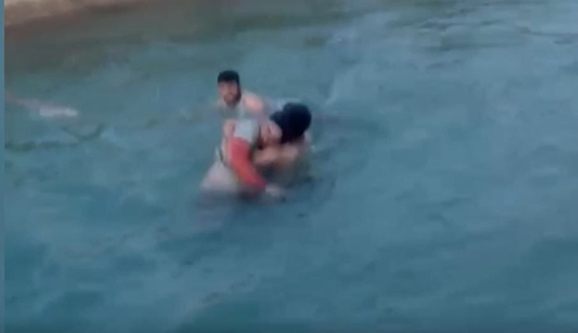 Kanalda dehşet anları: Azgın sularla savaşta halata tutundu - Resim: 1