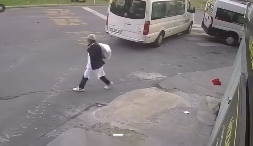 Türk Bayrağını yere atmıştı: Aynı gün yakalandı - Resim: 5