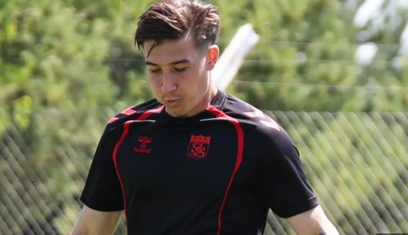 Sivasspor'da yeni sezon mesaisi başladı: Mert Çelik'ten Süper Lig mesajı - Resim : 1