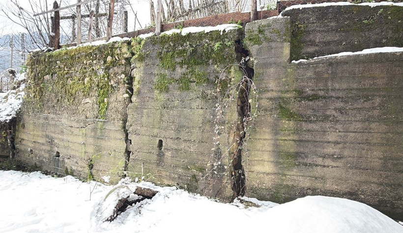 Bartın’da heyelan alarmı: Köylülerin uykuları kaçtı: Sabaha kadar nöbet tutuyorlar - Resim : 3