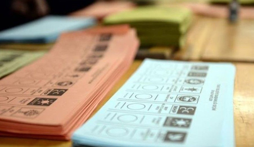 Son anket AREA Araştırma'dan: Yüzde 53.8 erken seçim istedi - Resim: 13