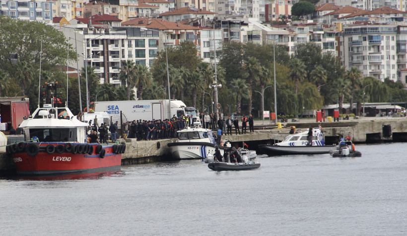 Sinop'taki tekne faciasından acı haber: Kayıp polis memurunun cansız bedenine ulaşıldı - Resim : 1