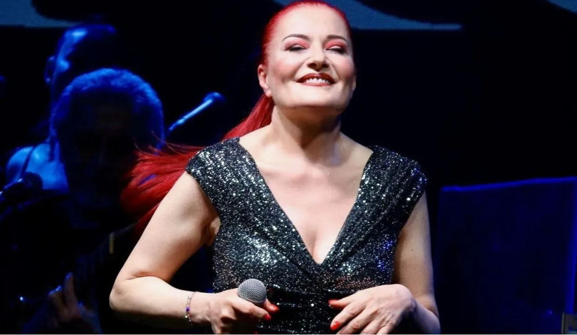 Candan Erçetin’den şaşırtan itiraf: Kiramı ödemek için şarkıcı oldum - Resim : 15