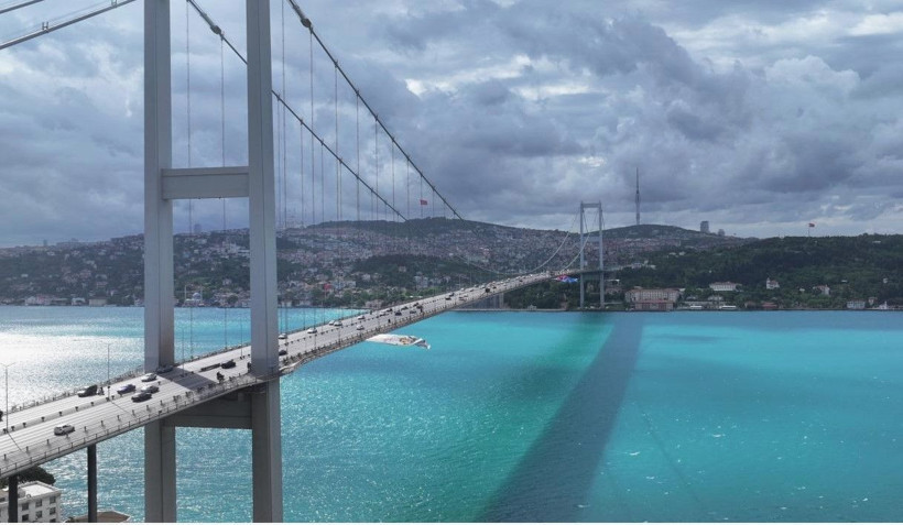 Boğazdaki binlerce yapı tek tek yıkılacak: Ünlülerin evleri de var - Resim: 9