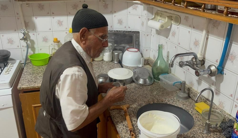 Asırlık çınar sağlıklı yaşamanın sırrını açıkladı: Sofrasından o besini eksik etmiyor - Resim: 6