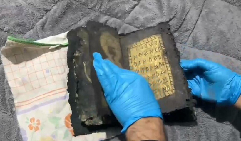 Aydın&rsquo;da bin yıllık gizem &ccedil;&ouml;z&uuml;ld&uuml;: Bizans&rsquo;ın altın sayfaları ortaya &ccedil;ıktı - Resim : 1