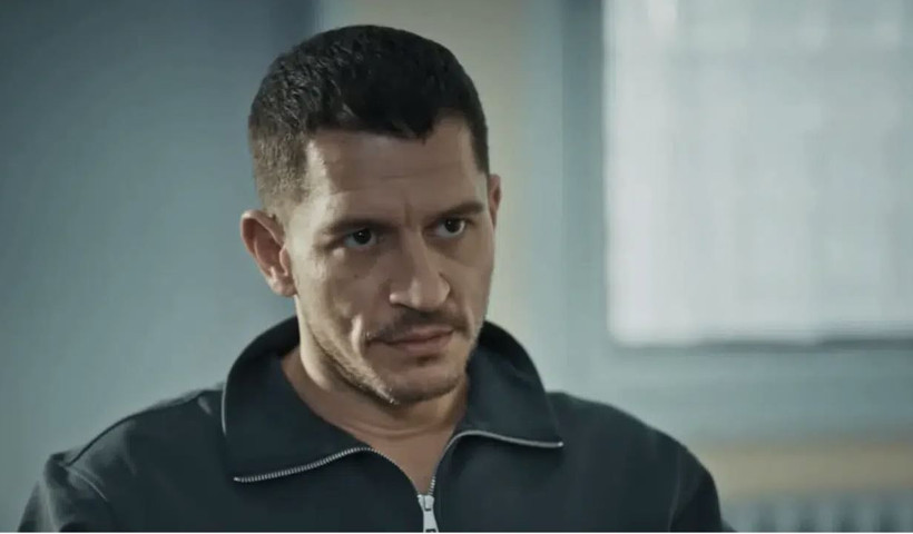 Yeraltı dizisinin Bozo’su Uraz Kaygılaroğlu kız arkadaşıyla Kadıköy’de yakalandı: Panik anları kameralara yansıdı - Resim: 9