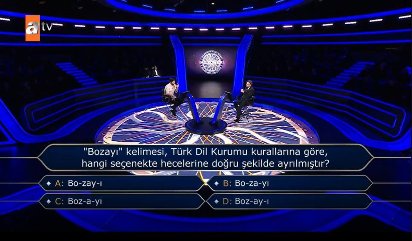 Kim Milyoner Olmak İster’de nefes kesen an: 500 bin TL’yi elinin tersiyle itti: Oktay Kaynarca ve stüdyodaki herkes donup kaldı! - Resim: 4