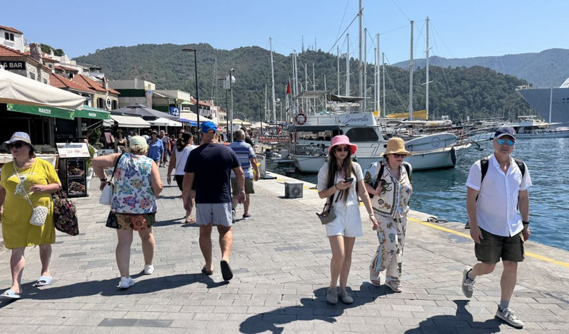 Marmaris’te Aroya kruvaziyeri turizmi hareketlendi - Resim : 1