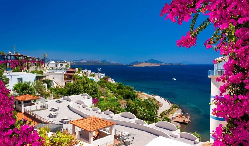 Bu ilçemizde aidatlar 180 bin TL, evler 45 milyon euro - Resim: 2