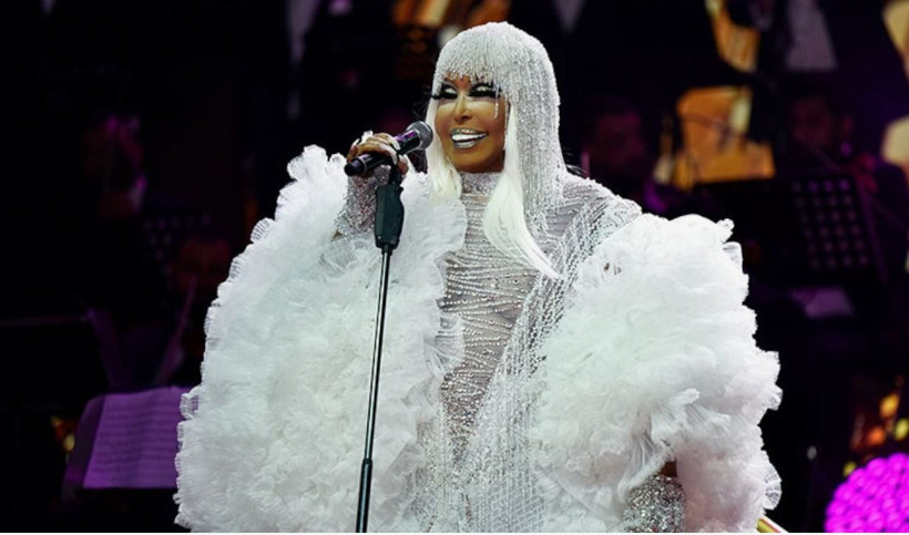 Bayramda servetlerine servet katacaklar: Ünlülerin konser başına aldığı milyonlar dudak uçuklattı - Resim: 7