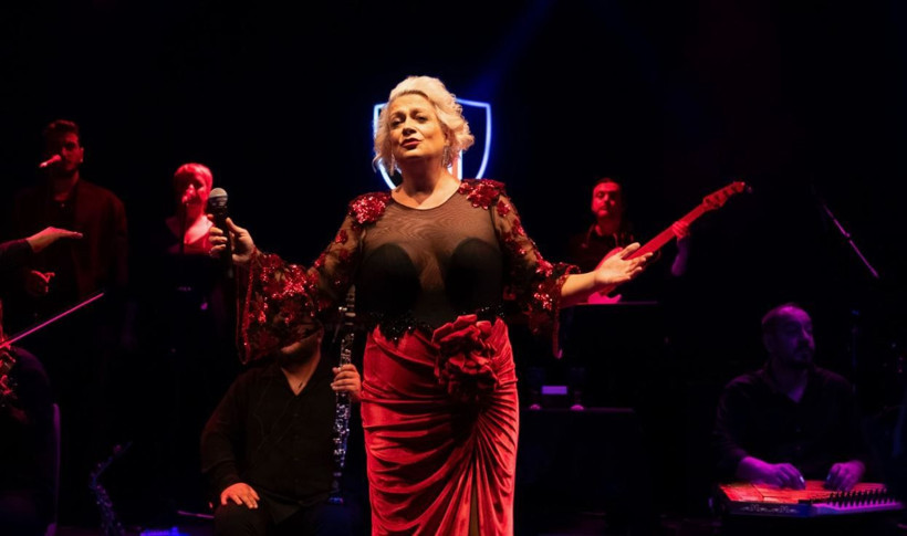 Bayramda servetlerine servet katacaklar: Ünlülerin konser başına aldığı milyonlar dudak uçuklattı - Resim: 14