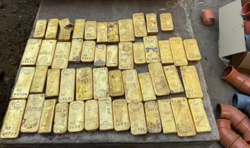 500 milyon TL'lik altını duvarın arkasına saklamışlar - Resim : 1