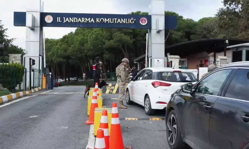 Ümit Karan’a 21 yaşındaki eski sevgiliden ağır suçlama: Bana uyuşturucuyu o verdi! - Resim: 11