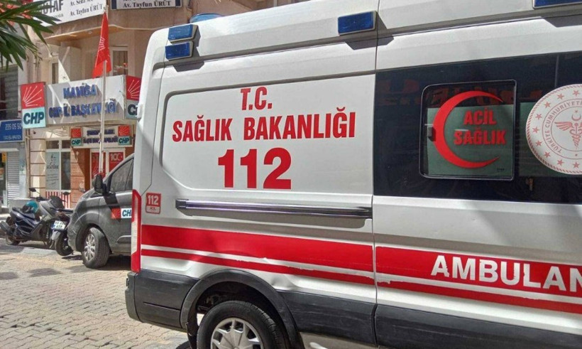 CHP Manisa İl Başkanlığı'nda kavga: İlk açıklama geldi - Resim : 3