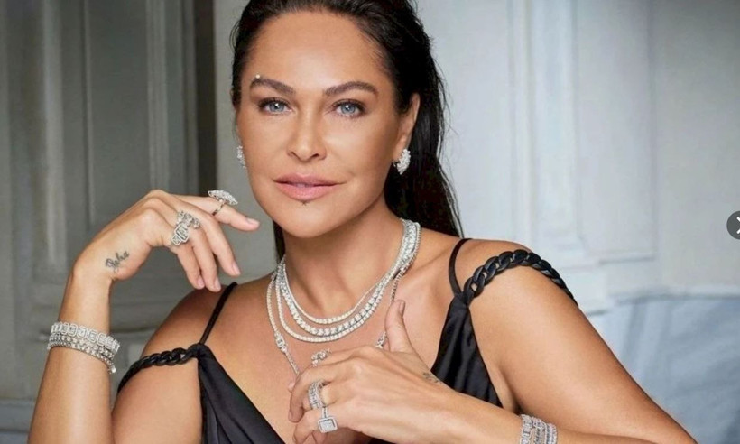 Şakşuka’nın kralı Tarık Mengüç'ün oğlu Baran sahnede coştu! Hülya Avşar sessiz kalamadı - Resim: 2