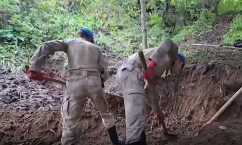 Artvin'de film sahnelerini aratmayan av: Cani adam 30 yıl sonra ininden çıkarıldı - Resim: 1