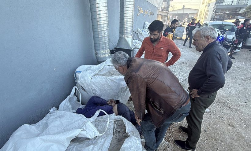 Polisle kan donduran diyalog: &lsquo;Bu sadece bir g&ouml;zdağı&rsquo; - Resim : 2