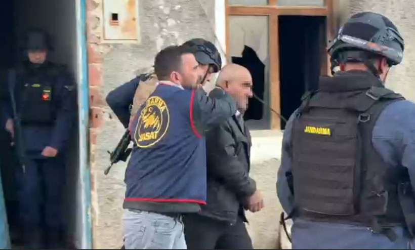 Önce yaktı, sonra direndi: Isparta'da korku dolu anlar - Resim : 2
