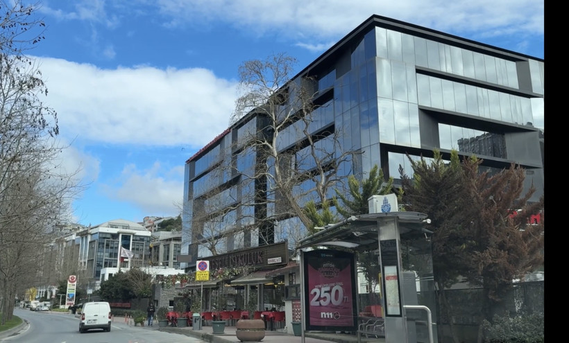 &Uuml;niversite&rsquo;de d&ouml;nem &ouml;devi kavgası kanlı bitti: Arkadaşını yangın merdiveninde bı&ccedil;akladı - Resim : 5