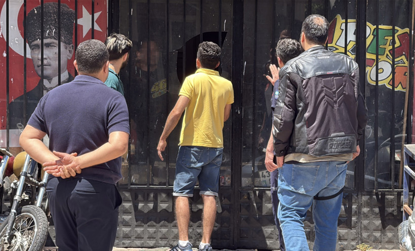 Bir elinde bıçak bir elinde benzin: Antalya’da hareketli dakikalar - Resim : 2