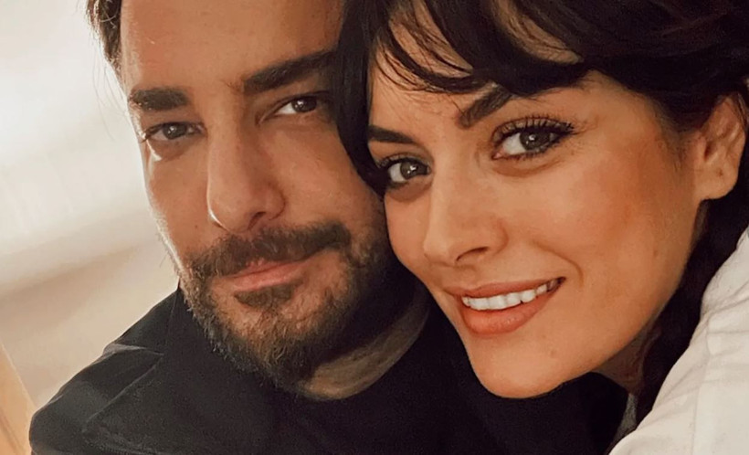 Enis Arıkan ‘Ezgi Mola' sorusuna bile katlanamadı: Daha düne kadar çifte kumrular gibiydiniz! - Resim: 15