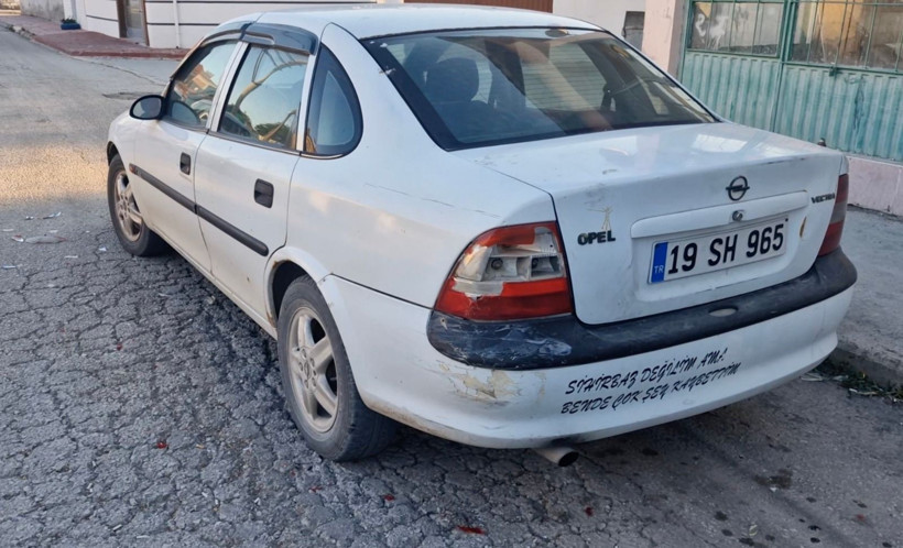Alkollü sürücü ortalığı savaş alanına çevirdi: Rekor cezadan kaçamadı - Resim: 5