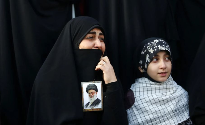 İran’da 40 günlük yas ilan edildi: Sokaklar hareketlendi - Resim: 16