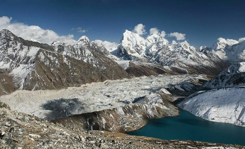 Asya'nın su kulesi çöküyor: Himalaya buzulları hızla eriyor: 2 milyar kişi tehdit altında - Resim: 2