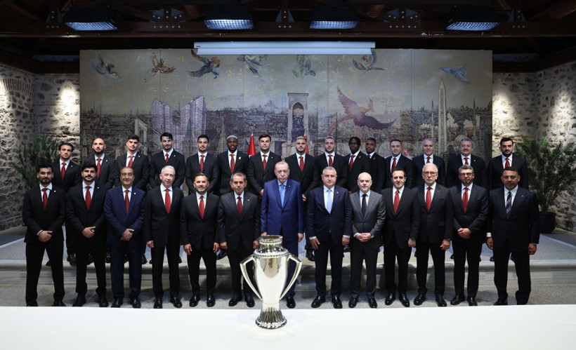 Cumhurbaşkanı Erdoğan şampiyon Galatasaray’ı kabul etti - Resim : 1