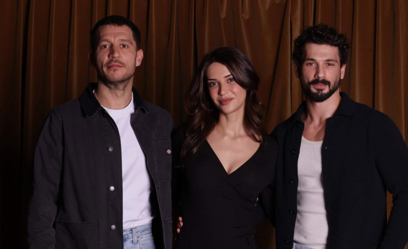 Eşref Rüya’da reytingler düştü: Çağatay Ulusoy senaristlerle masaya oturdu - Resim : 2